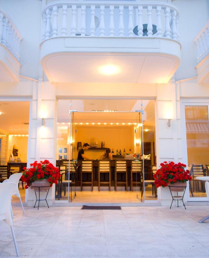 Kalipso Hotel Paralía Kültér fotó